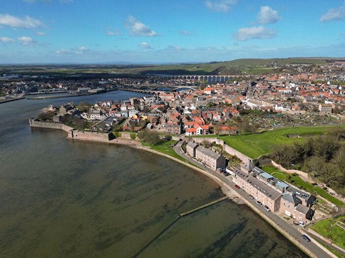 3 Bedroom Town House For Sale In Pier Road, Berwick-Upon-Tweed, TD15