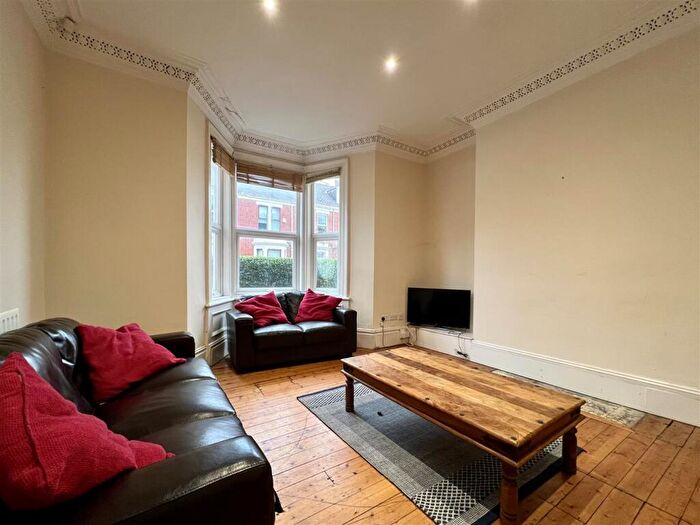 7 Bedroom House To Rent In Sunbury Avenue, Newcastle Upon Tyne, NE2