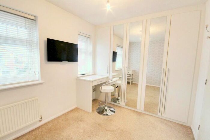 2 Bedroom Terraced House To Rent In Norwood Road, Cheshunt, Waltham Cross, EN8