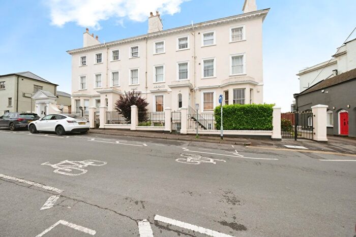 2 Bedroom Flat For Sale In The Ropewalk, Nottingham, Nottinghamshire, NG1