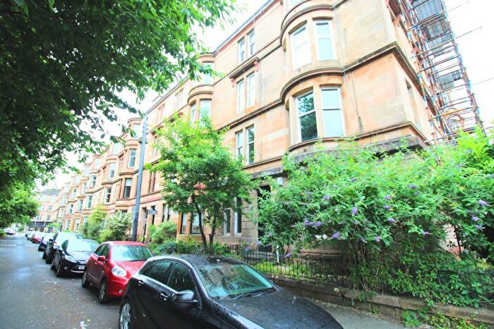 3 Bedroom Flat To Rent In Woodlands Drive, Glasgow, G4