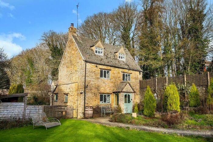 5 Bedroom Cottage To Rent In Westcote Barton, Chipping Norton, OX7
