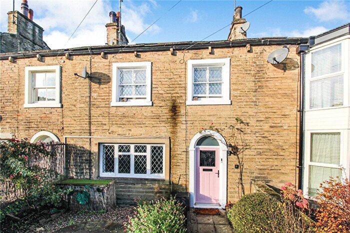 3 Bedroom Terraced House For Sale In Water Street, Skipton, North Yorkshire, BD23