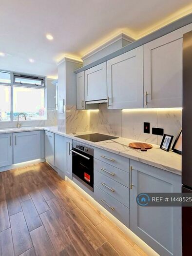 3 Bedroom Flat To Rent In Gerry Raffles Square, London, E15