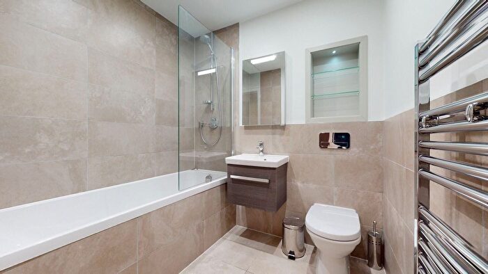 3 Bedroom Flat To Rent In Olympic Way, Wembley, HA9