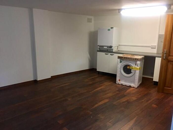 Studio To Rent In Worton Way, Isleworth, TW7