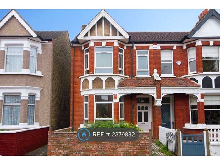 3 Bedroom End Of Terrace House To Rent In Adelaide Road, London, W13