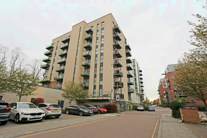 1 Bedroom Apartment To Rent In Academy Way, Barking & Dagenham, Essex, RM8