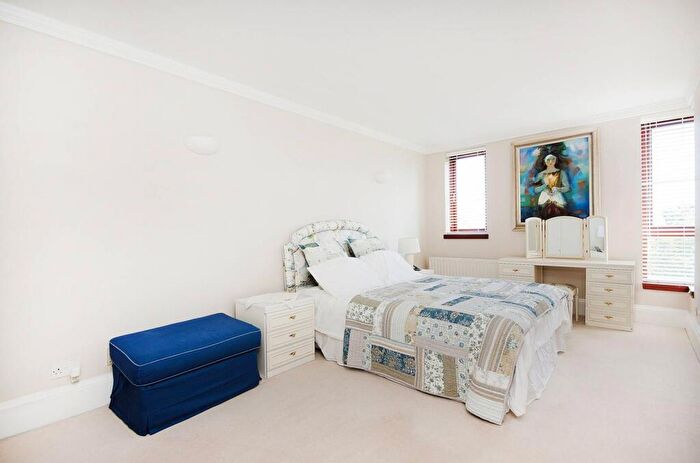 3 Bedroom Flat To Rent In Sudbury Hill, Harrow On The Hill, Harrow, HA1