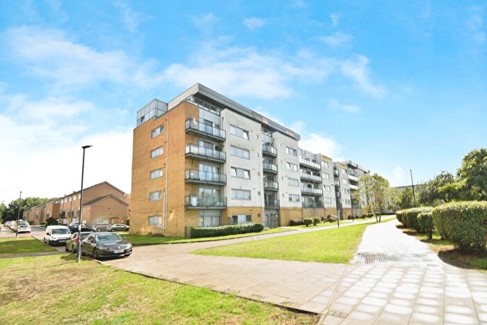 1 Bedroom Flat For Sale In Defence Close, London, London, SE28