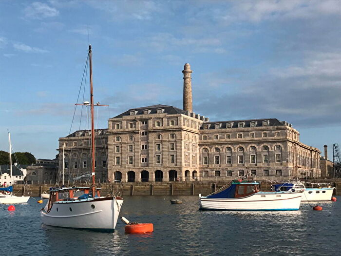 2 Bedroom Flat For Sale In The Brewhouse, Royal William Yard, Stonehouse, PL1