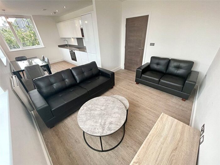 2 Bedroom Flat To Rent In Windsor, Crossford Court, Dane Road, Sale, M33