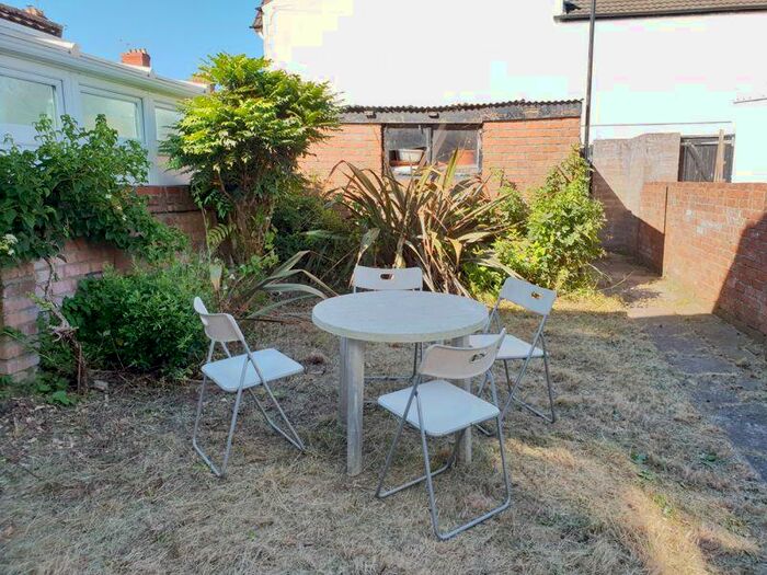 5 Bedroom Terraced House To Rent In Africa Gardens, Cardiff, CF14