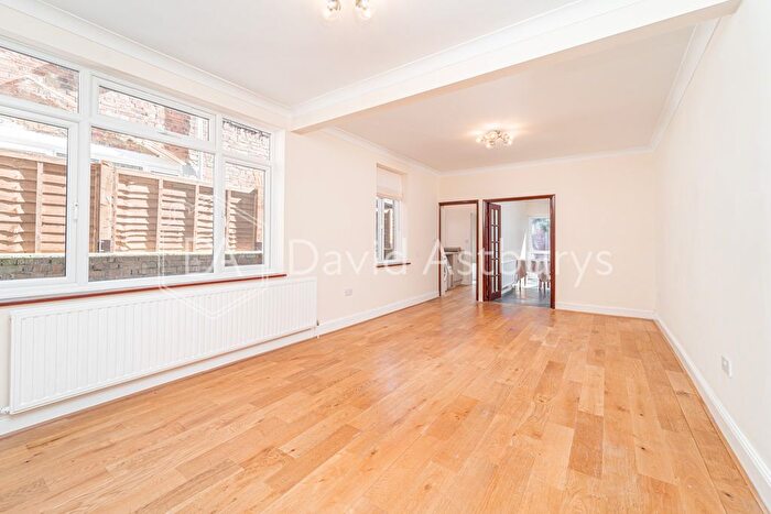 4 Bedroom Terraced House To Rent In Sirdar Road, Turnpike Lane, London, N22