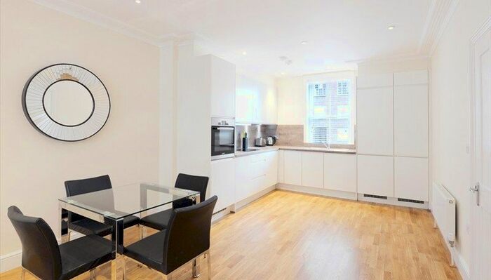 1 Bedroom Flat To Rent In Hamlet Gardens, Ravenscourt Park, London, W6