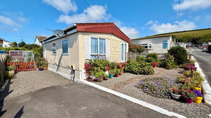 2 Bedroom Park Home For Sale In Dune View Mobile Home Park, Braunton, EX33
