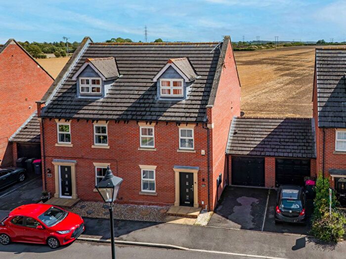 3 Bedroom Semi-Detached House For Sale In Bridgewater Way, Ravenfield, Rotherham, S65