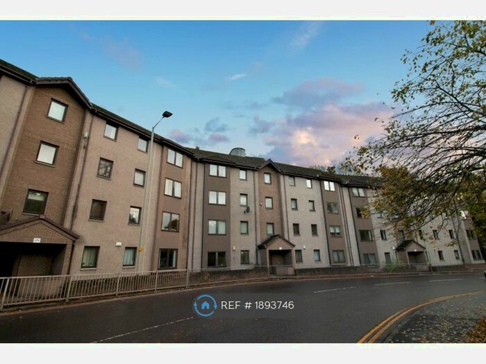 2 Bedroom Flat To Rent In Lochee Road, Dundee, DD2