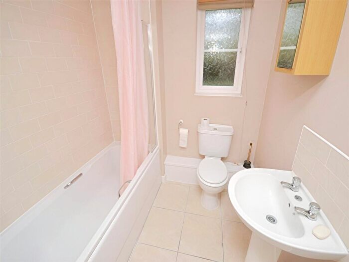 1 Bedroom Flat To Rent In Caesar Road, North Hykeham, Lincoln, Lincolnshire, LN6