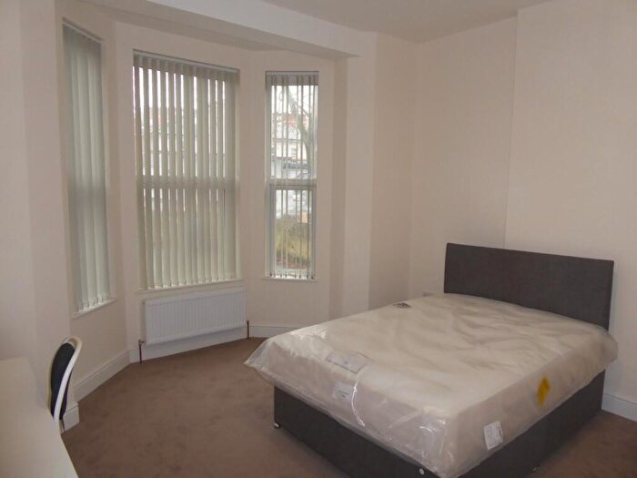 1 Bedroom Detached House To Rent In London Road, Reading, Berkshire, RG1