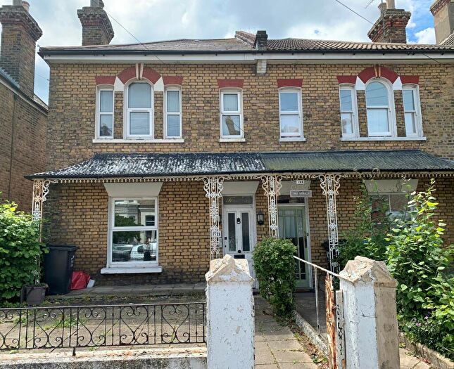 2 Bedroom Flat To Rent In Crescent Road, Ramsgate, CT11