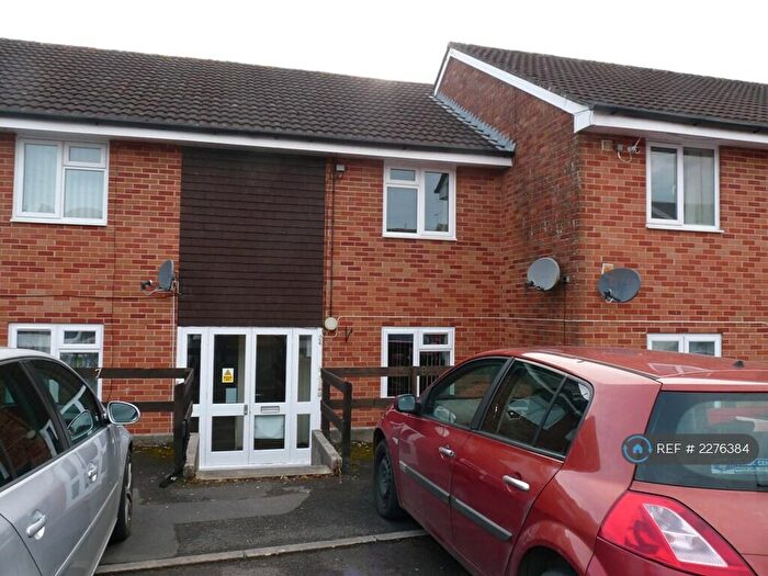 1 Bedroom Flat To Rent In Southway Drive, Yeovil, BA21