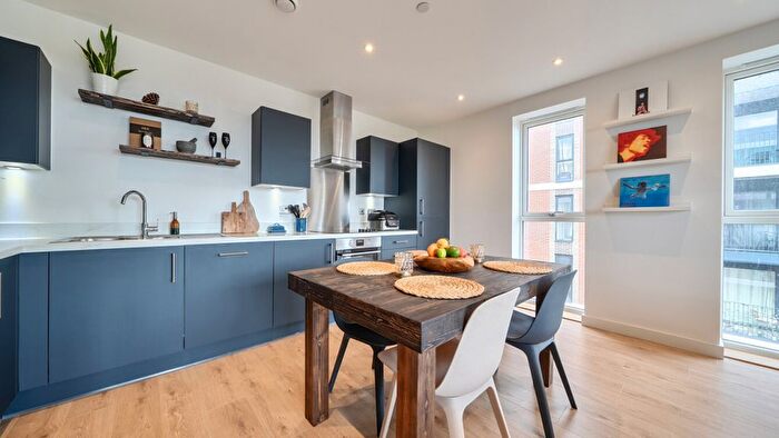 2 Bedroom Flat For Sale In Crestline House, Halewood Way, Rainham, RM13