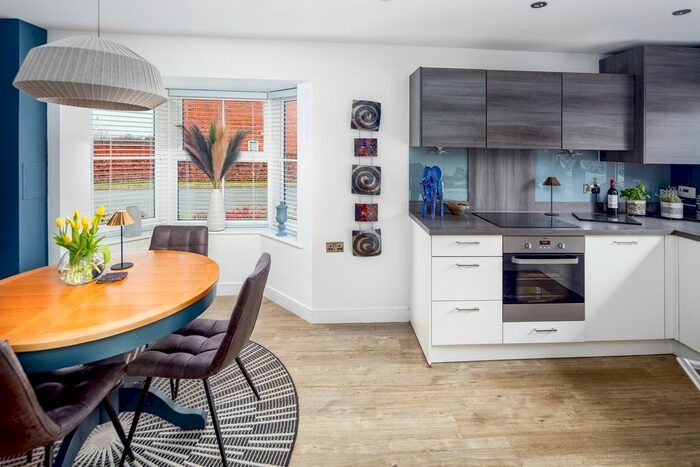 4 Bedroom Detached House For Sale In The Green, Chesterton, Bicester, OX26
