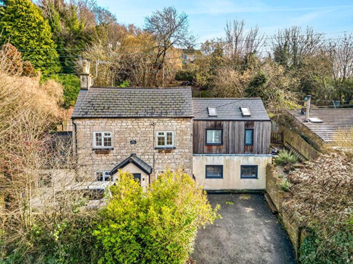 4 Bedroom Detached House For Sale In Toadsmoor Road, Brimscombe, GL5