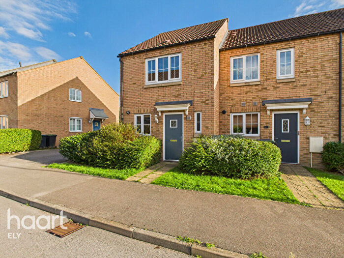 2 Bedroom End Of Terrace House For Sale In Allen Road, Ely, CB7