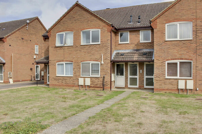 2 Bedroom Flat To Rent In Paxton Court, School Lane, Little Paxton, PE19