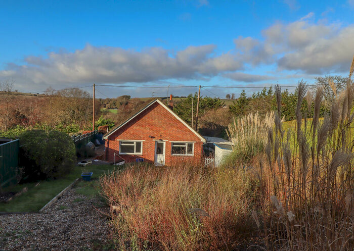 3 Bedroom Bungalow For Sale In Chilbolton, Stockbridge, Hampshire, SO20