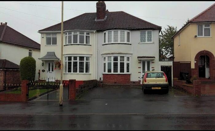 3 Bedroom Semi-Detached House To Rent In Eve Lane, Dudley, DY1