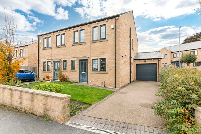 3 Bedroom Semi-Detached House For Sale In Cross Lane, Stocksmoor, HD4
