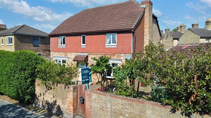 4 Bedroom Detached House For Sale In Bower Place, Maidstone, ME16