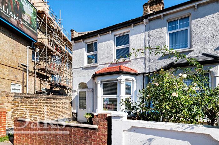 2 Bedroom House For Sale In Portland Road, South Norwood, SE25