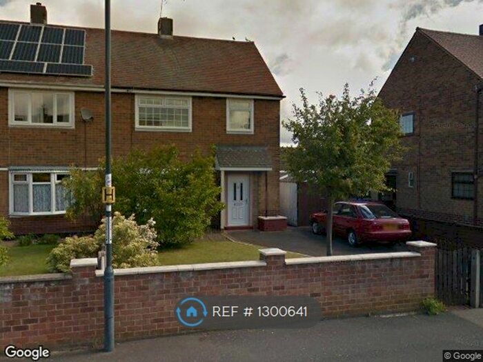 3 Bedroom Semi-Detached House To Rent In Thorndike Avenue, Derby, DE24