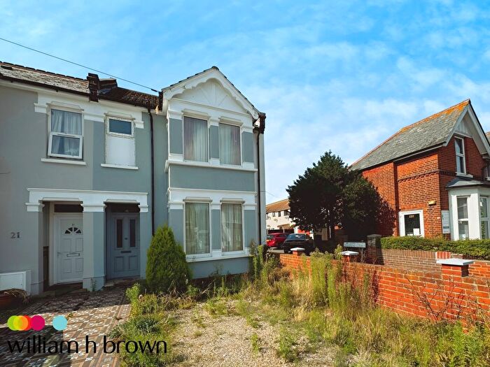 4 Bedroom Property To Rent In Wellesley Road, Clacton-On-Sea, CO15