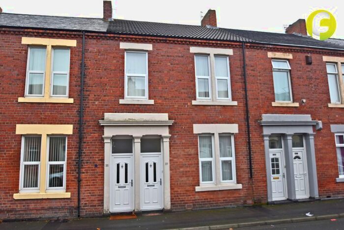 2 Bedroom Flat To Rent In Hopper Street West, North Shields, NE29