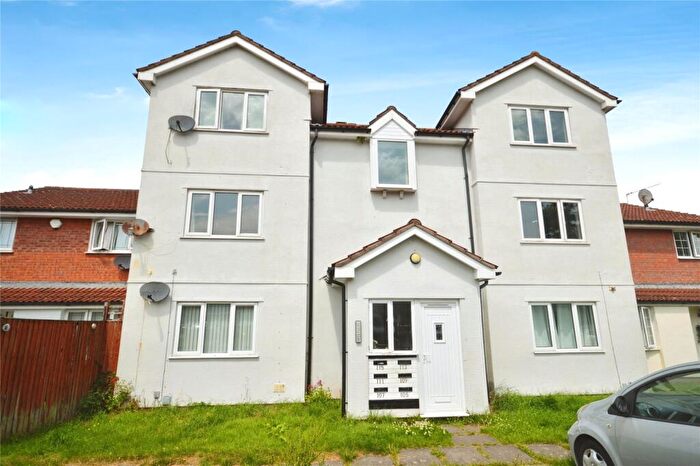 2 Bedroom Apartment For Sale In Bishop Hannon Drive, Cardiff, CF5