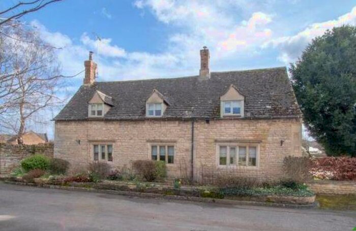 3 Bedroom Character Property To Rent In Crown Lane, Tinwell, Stamford, PE9