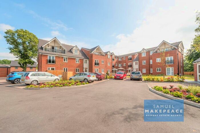 2 Bedroom Flat To Rent In Alsager, Stoke-On-Trent, Cheshire, ST7