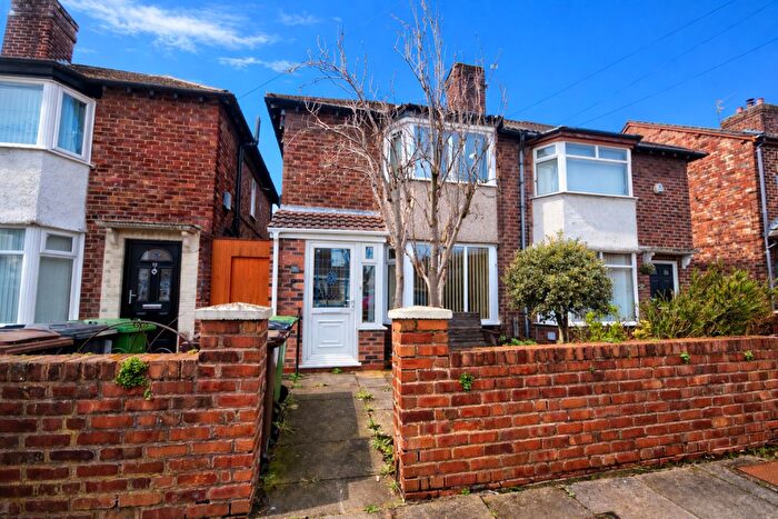 2 Bedroom House For Sale In Vermont Road, Crosby, L23
