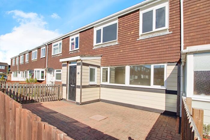 3 Bedroom Terraced House For Sale In Howitts Gardens, Eynesbury, St. Neots, PE19