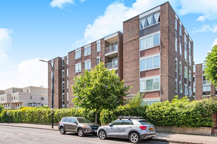 1 Bedroom Flat For Sale In Dinerman Court, - Boundary Road, NW8