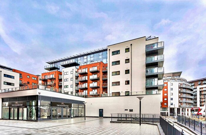 2 Bedroom Apartment To Rent In The Blake Building, Ocean Village, Southampton, Hampshire, SO14