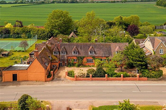 5 Bedroom Semi-Detached House For Sale In The Cottage, Northill Road, Cople, Bedford, Bedfordshire, MK44