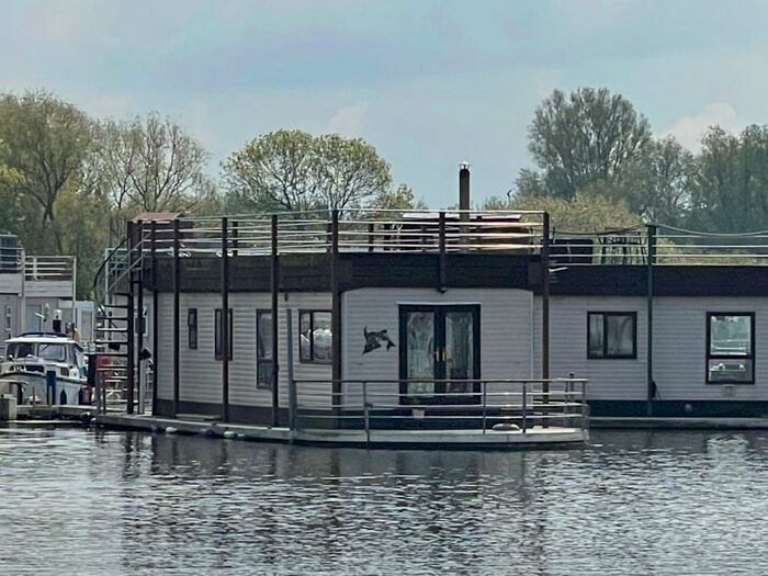 2 Bedroom House Boat For Sale In Banks End, Wyton, Huntingdon, PE28