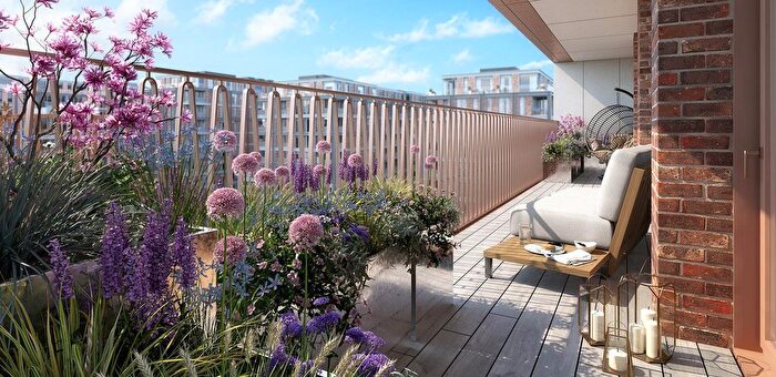 1 Bedroom Flat To Rent In Kings Road Park, London, SW6