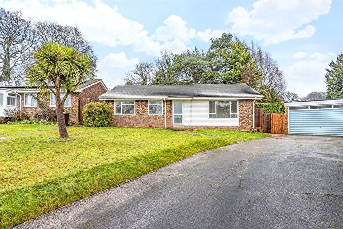 3 Bedroom Bungalow For Sale In Pound Close, Headley, Hampshire, GU35